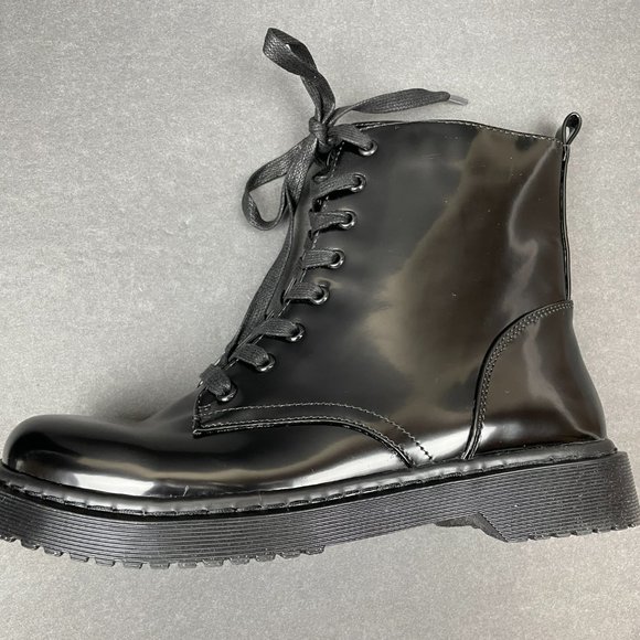 NWB Fergalicious Martina Booties - Picture 9 of 10